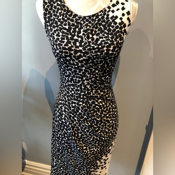 BCBG Max Azria Dress - Picture 4 of 7